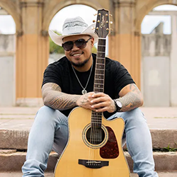 Photo of {pods_full_artists_artist_name}