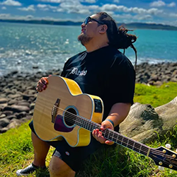 Photo of {pods_full_artists_artist_name}